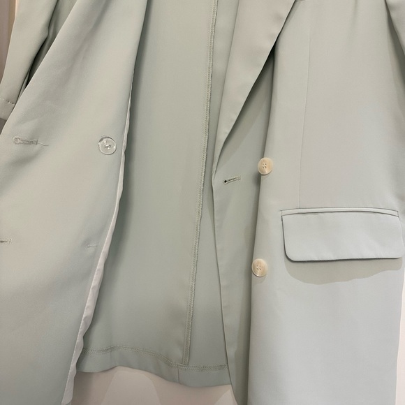 LULU AND ROSE | Short sleeve blazer - Picture 3 of 4